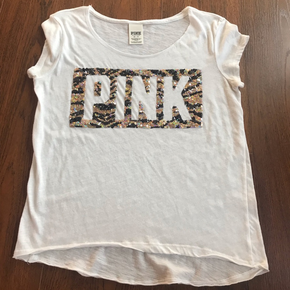 VS Pink t-shirt